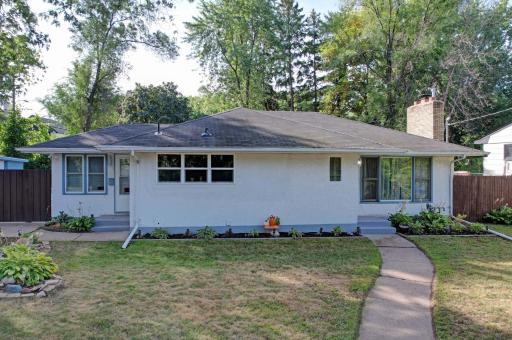 1476 Burns Avenue, Saint Paul, MN 55106
