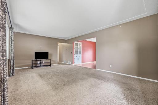 15955 Swallow Street NW, Andover, MN 55304