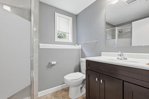 Lower level 3/4 bathroom