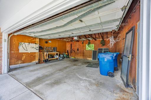 2 Car Garage