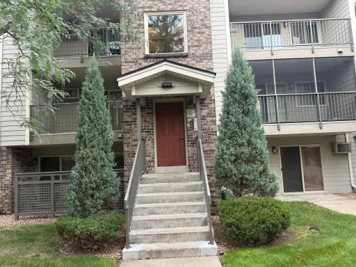Hardi, cement siding and LP fascia boards accent the brick!