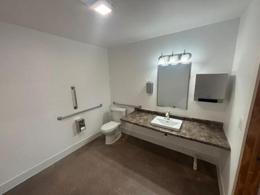 Bath Room 2-1.jpeg