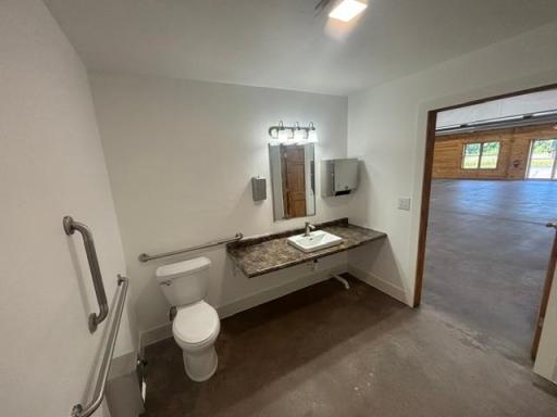 Bath Room 2-2.jpeg