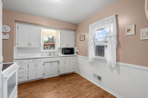 20-web-or-mls-11561 Kumquat St NW-20.jpg