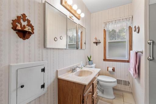 31-web-or-mls-11561 Kumquat St NW-31.jpg