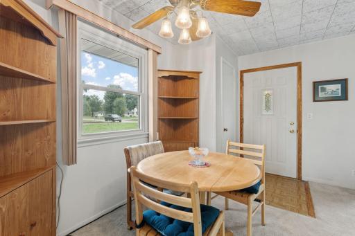 18-web-or-mls-11561 Kumquat St NW-18.jpg