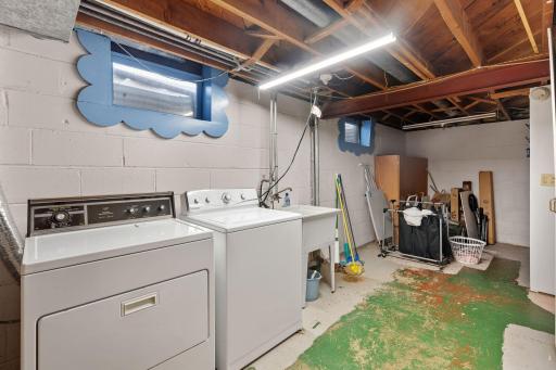 41-web-or-mls-11561 Kumquat St NW-41.jpg