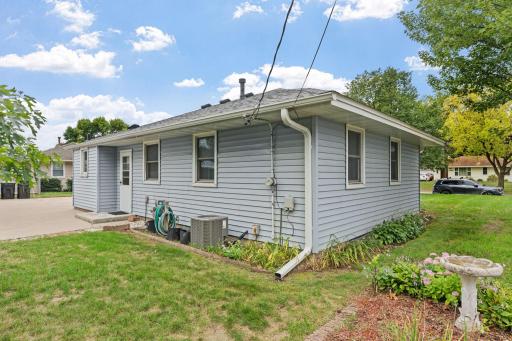 8-web-or-mls-11561 Kumquat St NW-8.jpg