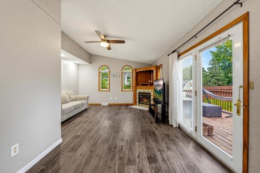 512 Abby Lane, Glencoe, MN 55336