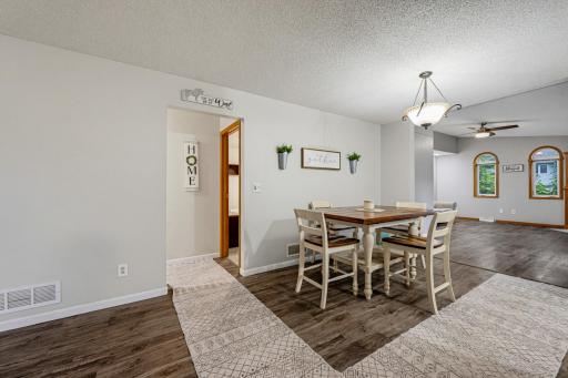 512 Abby Lane, Glencoe, MN 55336