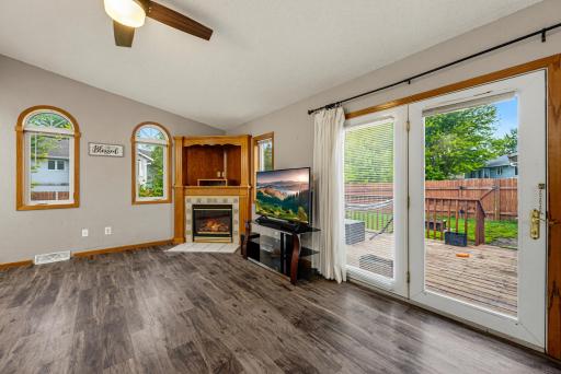 512 Abby Lane, Glencoe, MN 55336