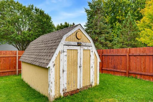 512 Abby Lane, Glencoe, MN 55336