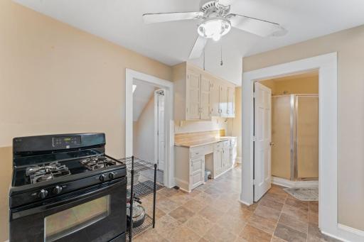 1076 25th Avenue SE, Minneapolis, MN 55414