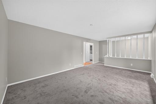 204 7th Street S, Buffalo, MN 55313