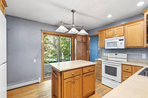 10-web-or-mls-1742 Hillcrest Drive New Richmond-31.jpg