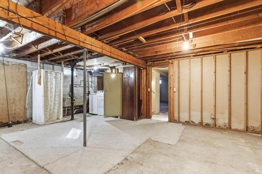 24-web-or-mls-1742 Hillcrest Drive New Richmond-13.jpg