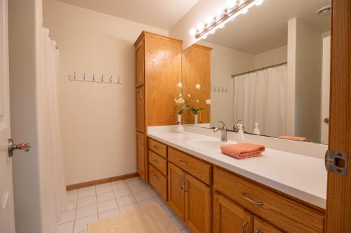 630 Wyndemere Drive, West Fargo, ND 58078