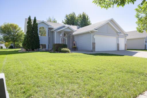 630 Wyndemere Drive, West Fargo, ND 58078