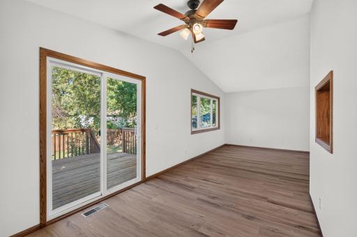 7401 James Avenue N, Brooklyn Park, MN 55444