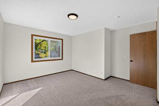 7401 James Avenue N, Brooklyn Park, MN 55444