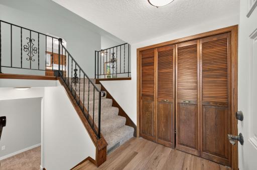 7401 James Avenue N, Brooklyn Park, MN 55444