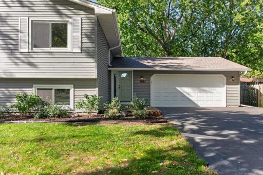 7401 James Avenue N, Brooklyn Park, MN 55444