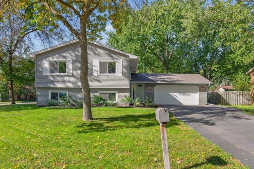 7401 James Avenue N, Brooklyn Park, MN 55444