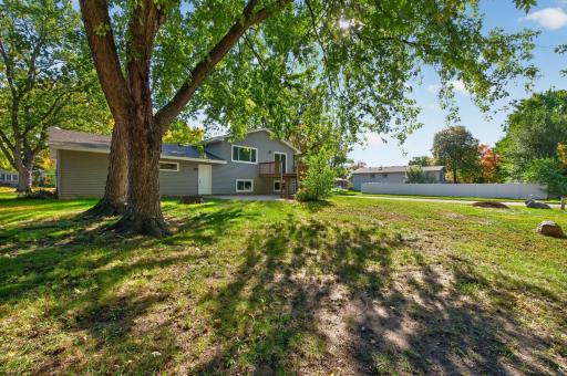 7401 James Avenue N, Brooklyn Park, MN 55444