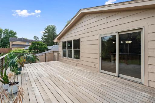 3404 Owasso St Large 25x13 deck