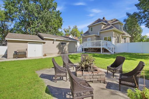 718 6th Street SW, Willmar, MN 56201