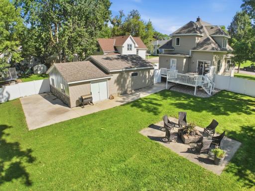 718 6th Street SW, Willmar, MN 56201