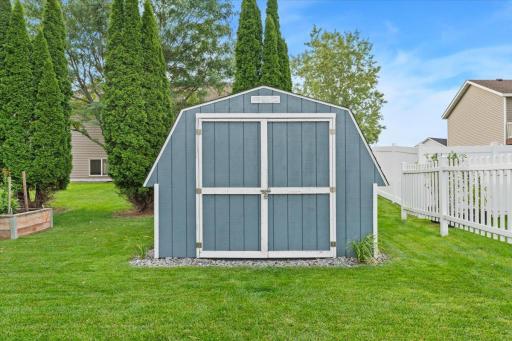 10x12' storage shed!