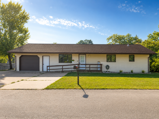 419 Olson Avenue NE, Bagley, MN 56621