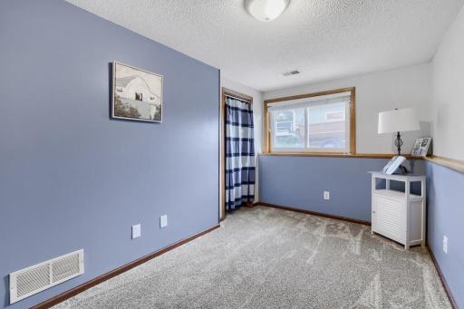 6078 Kalland Drive NE, Albertville, MN 55301