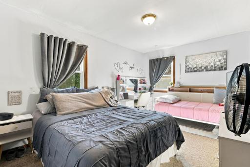 12-web-or-mls-311 Garfield St Somerset-24.jpg