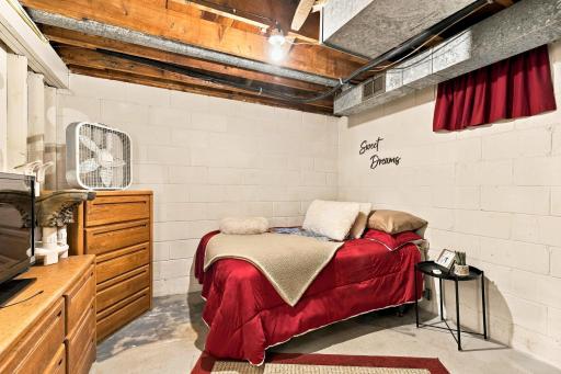 16-web-or-mls-311 Garfield St Somerset-20.jpg