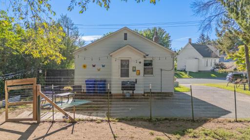 23-web-or-mls-311 Garfield St Somerset-09.jpg