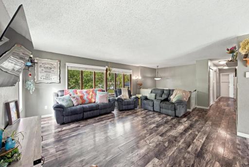 1317 Loring Avenue, Detroit Lakes, MN 56501