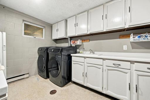 1317 Loring Avenue, Detroit Lakes, MN 56501