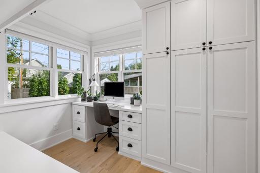5913 Wooddale Avenue - Spacecrafting - 0042.jpg