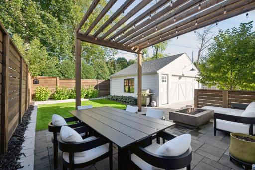 5913 Wooddale Avenue - Spacecrafting - 0065.jpg