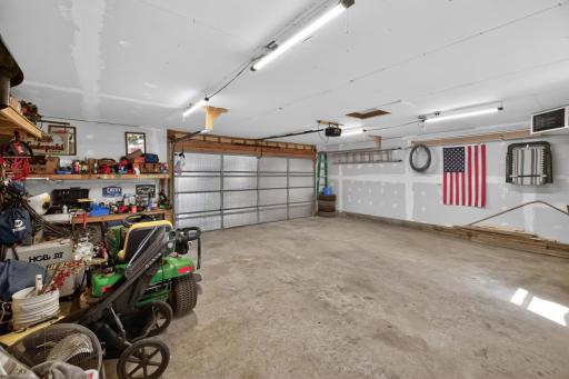 128 Langford Avenue, Kenyon, MN 55946