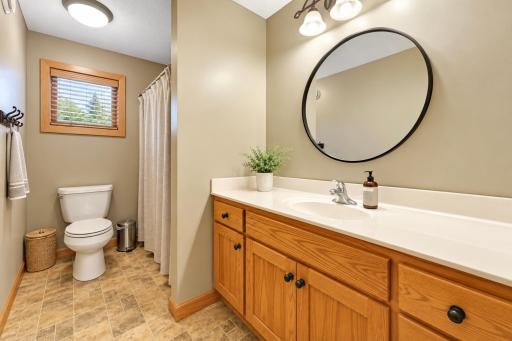 Upper Level Full Bathroom