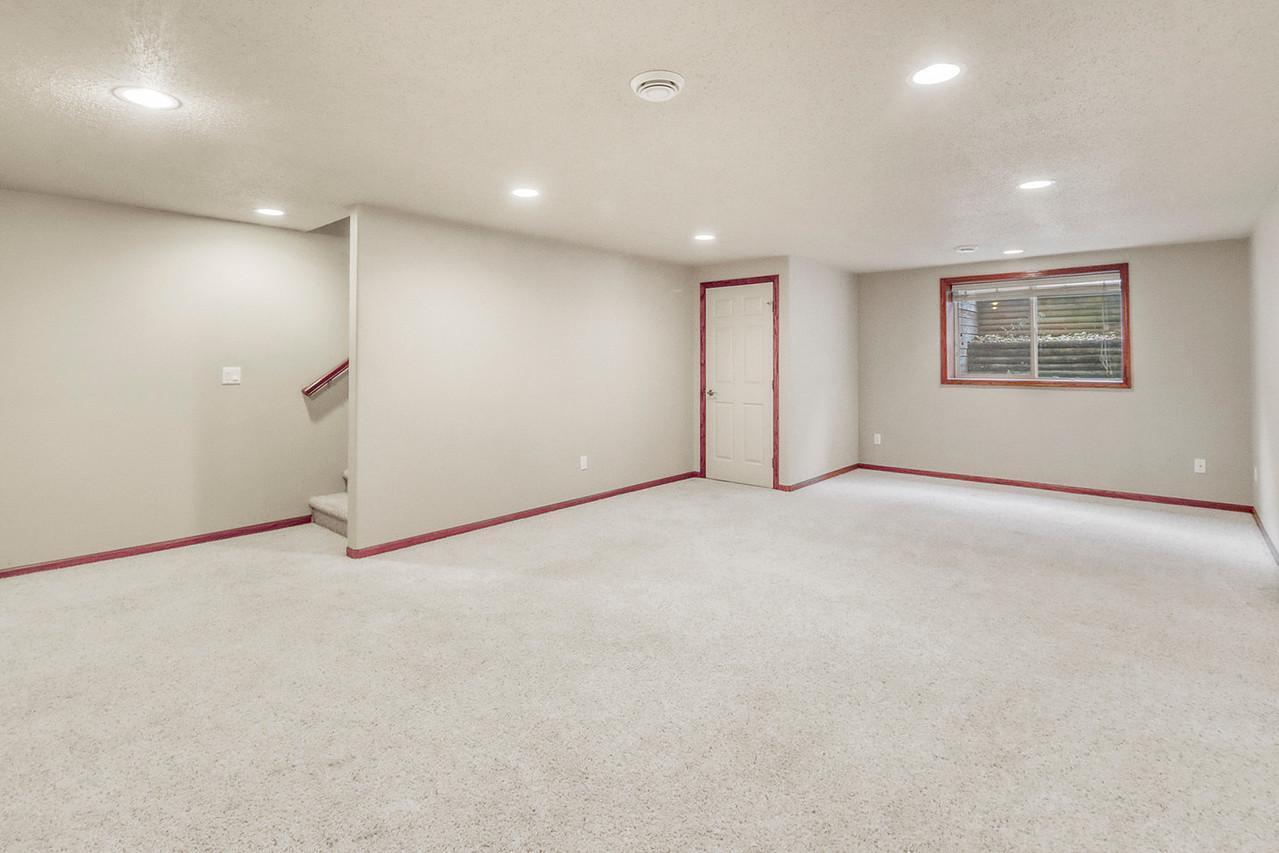 Basement1_6-g.jpg