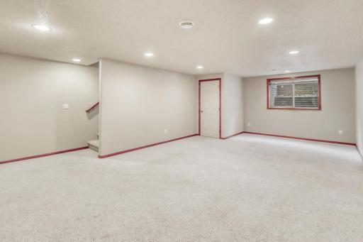 1107 37th Ave S, Moorhead, MN 56560