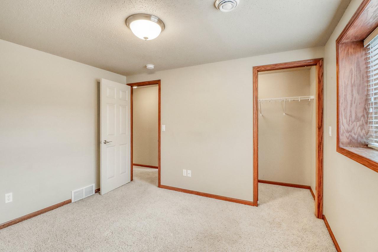 Basement Bedroom2_2-g.jpg