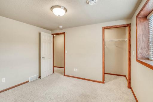 1107 37th Ave S, Moorhead, MN 56560