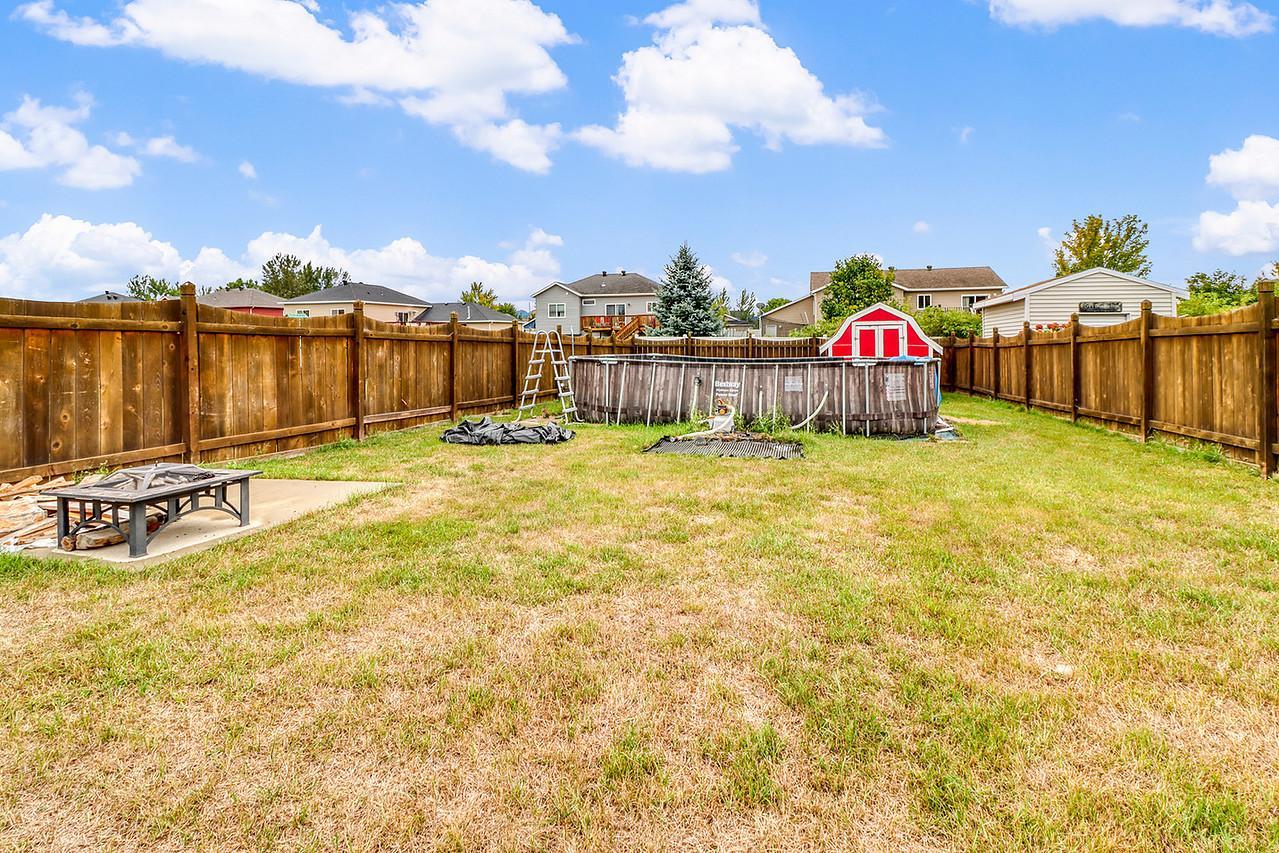 Backyard1_2-g.jpg