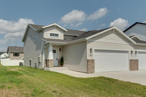 1453_69th_AVE_EXTERIORS-3.jpg