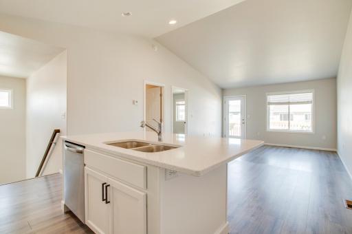 1453_69th_AVE_S-11.jpg